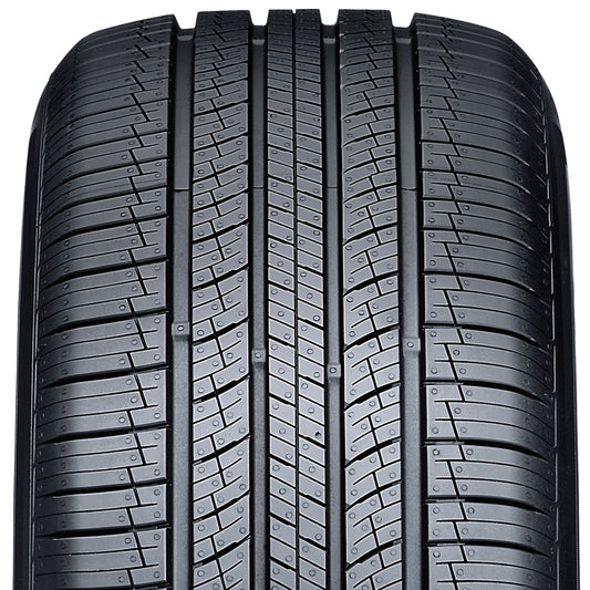 Nexen Roadian GTX
